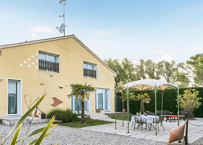 Casa Sofia بيت للعطل *